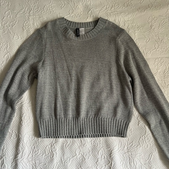 Gray Women's Sweater - Picture 2 of 5